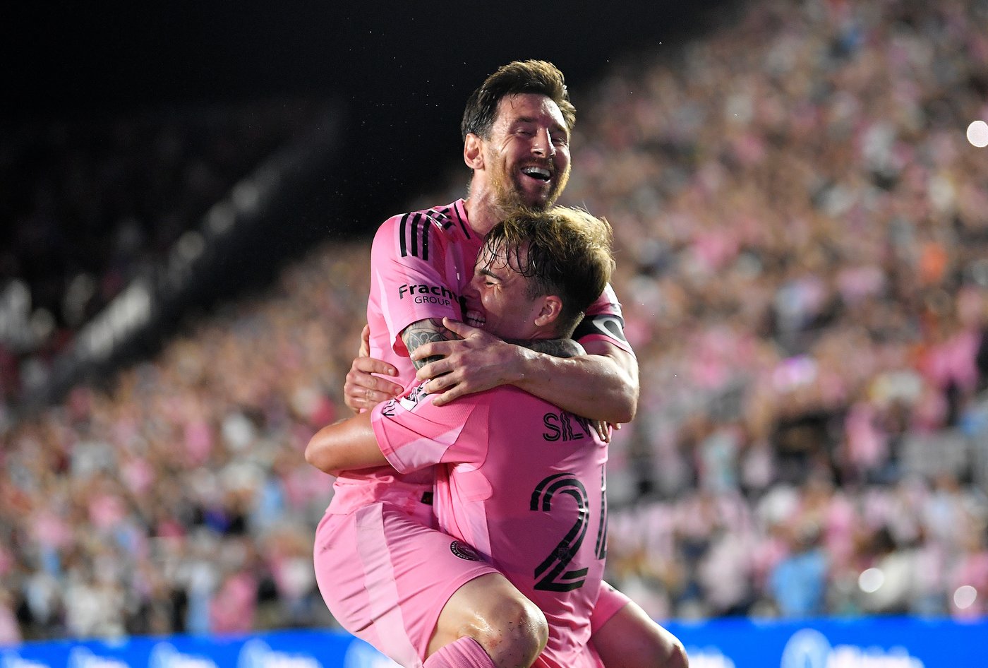 Messi leads Inter Miami to East semifinals with 2-goal, 2-assist showing in 4-0 win over Nashville | iNFOnews.ca