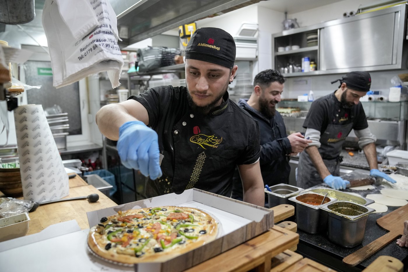 Syrians in Germany worried by some politicians' eagerness for them to go home after Assad's fall | iNFOnews.ca