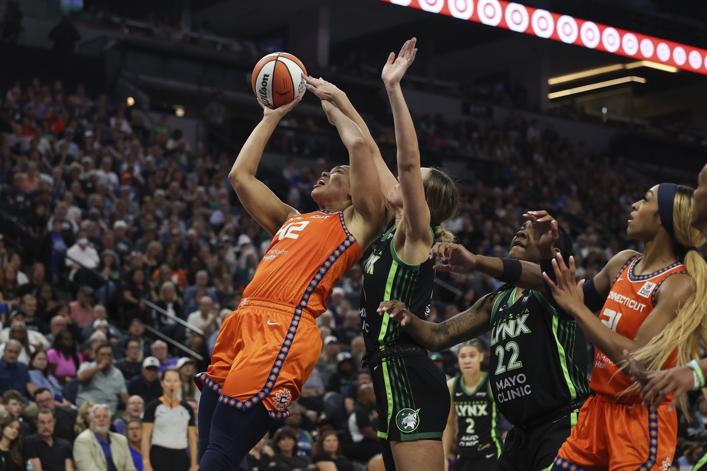 Marina Mabrey's six 3s lift Sun to 73-70 win over Lynx in Game 1 of WNBA playoffs semifinal | iNFOnews.ca Marina Mabrey's six 3s lift Sun to 73-70 win over Lynx in Game 1 of WNBA playoffs semifinal | iNFOnews.ca