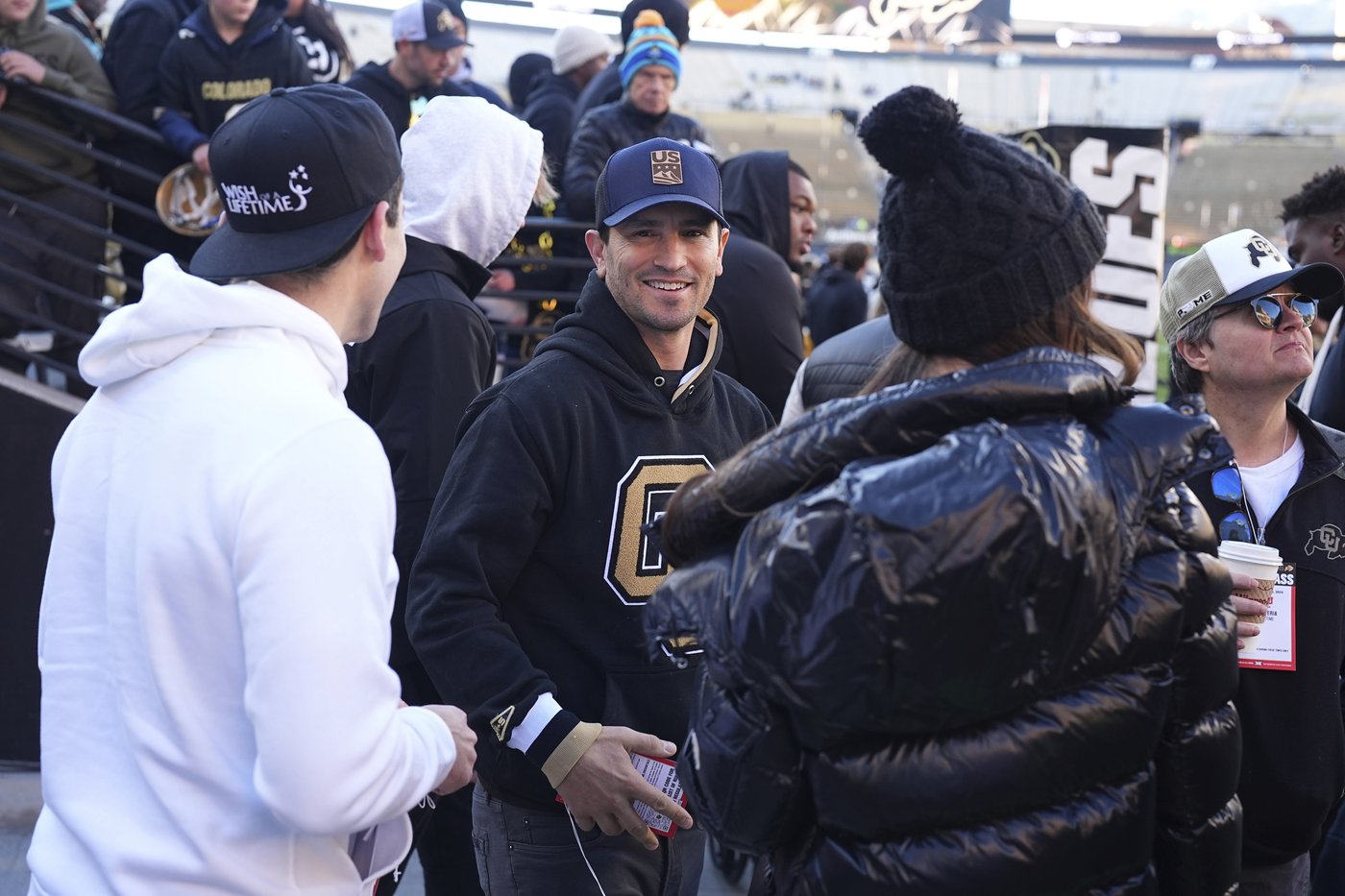 Ex-Colorado football player dedicates time to fulfilling wishes for older adults | iNFOnews.ca Ex-Colorado football player dedicates time to fulfilling wishes for older adults | iNFOnews.ca