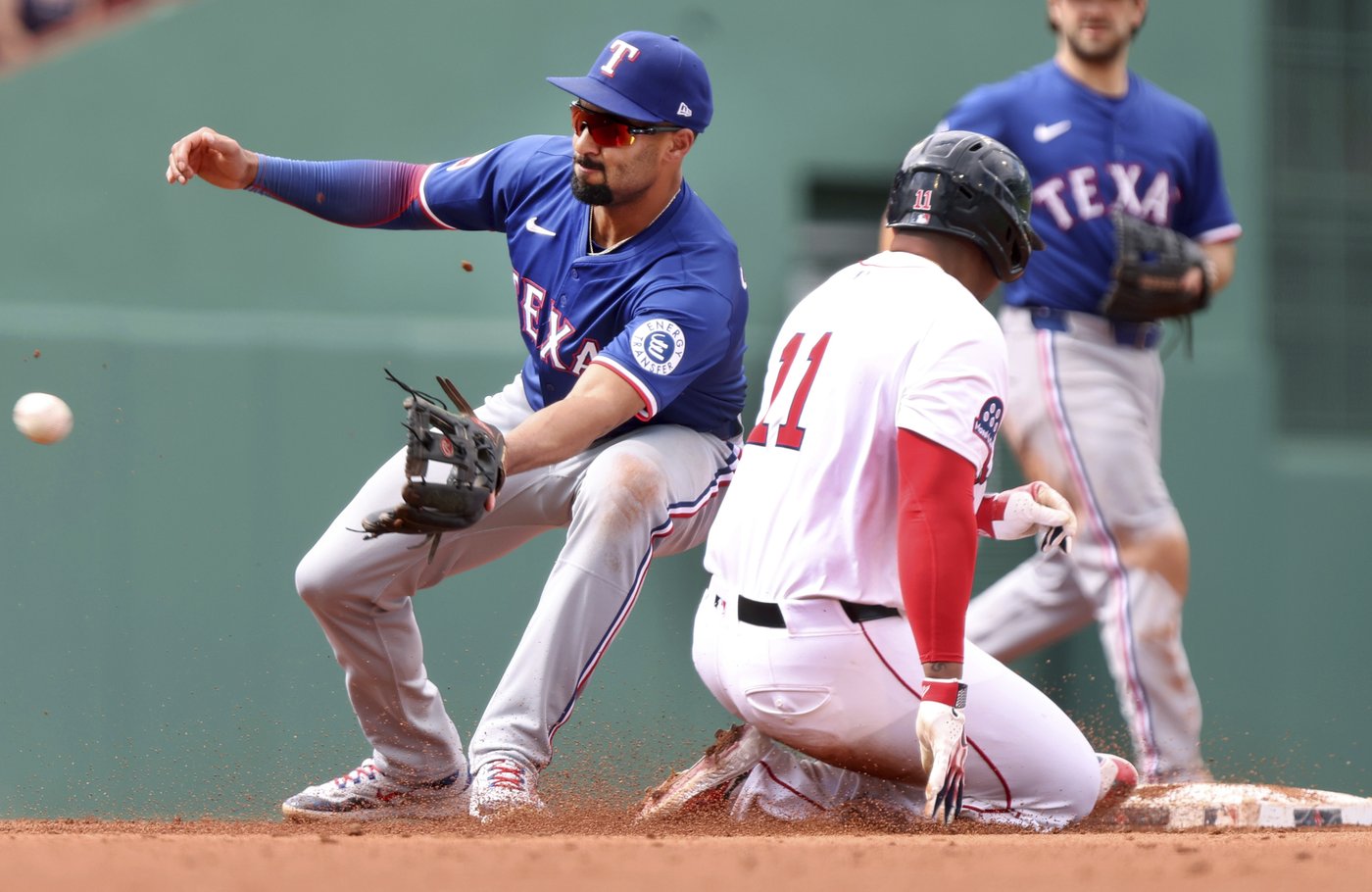 Rafael Devers homers and drives in two runs as the Red Sox beat the Rangers 5-0 | iNFOnews.ca Rafael Devers homers and drives in two runs as the Red Sox beat the Rangers 5-0 | iNFOnews.ca