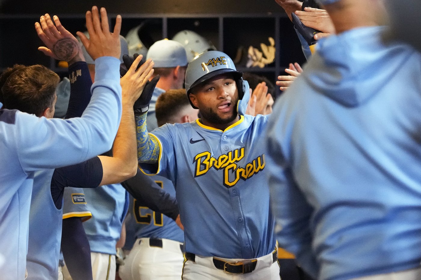 Misiorowski dominates before departing MLB debut with leg cramps as Brewers blank Cardinals 6-0 | iNFOnews.ca Misiorowski dominates before departing MLB debut with leg cramps as Brewers blank Cardinals 6-0 | iNFOnews.ca