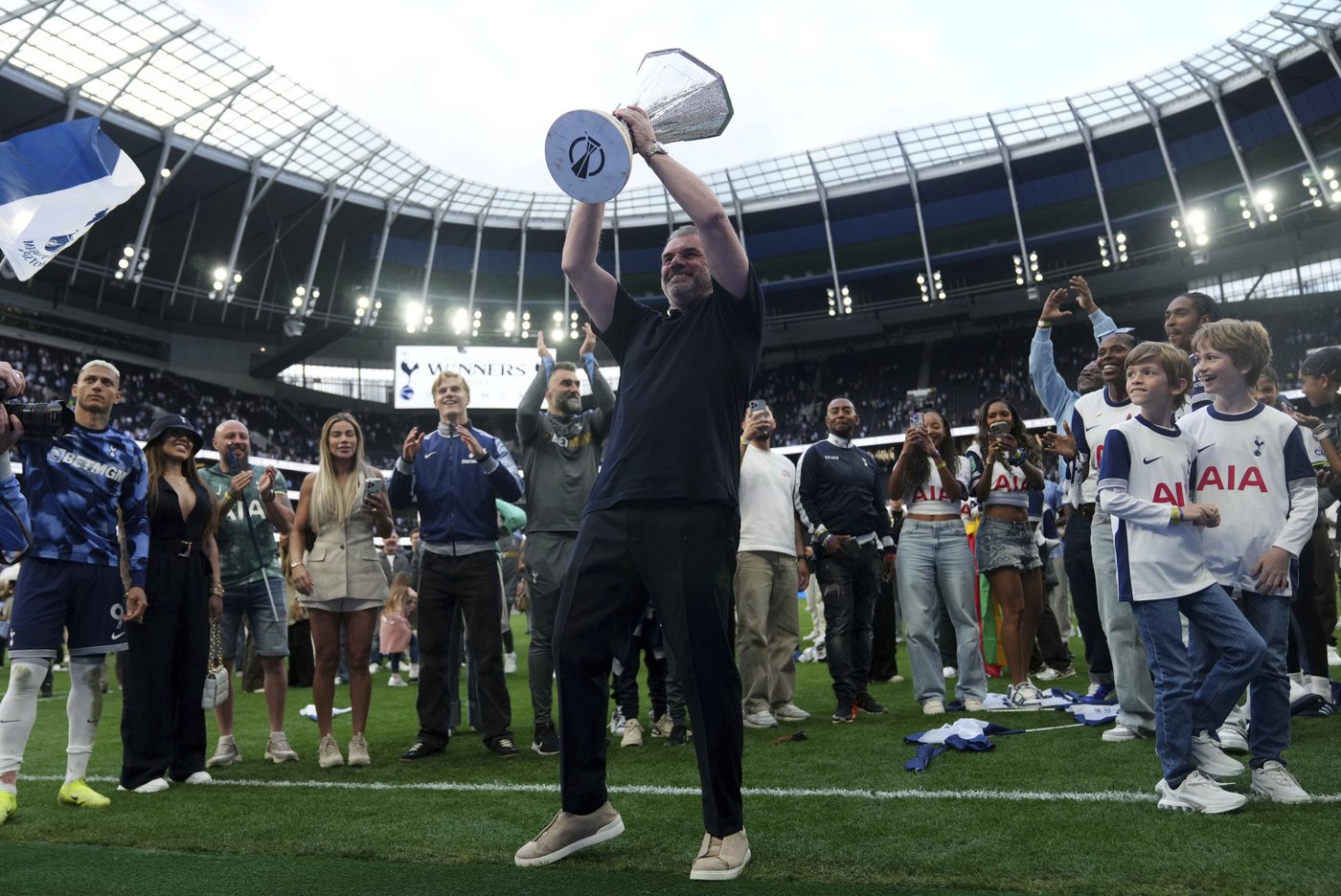 Tottenham fires Postecoglou despite winning Europa League to end trophy drought | iNFOnews.ca Tottenham fires Postecoglou despite winning Europa League to end trophy drought | iNFOnews.ca
