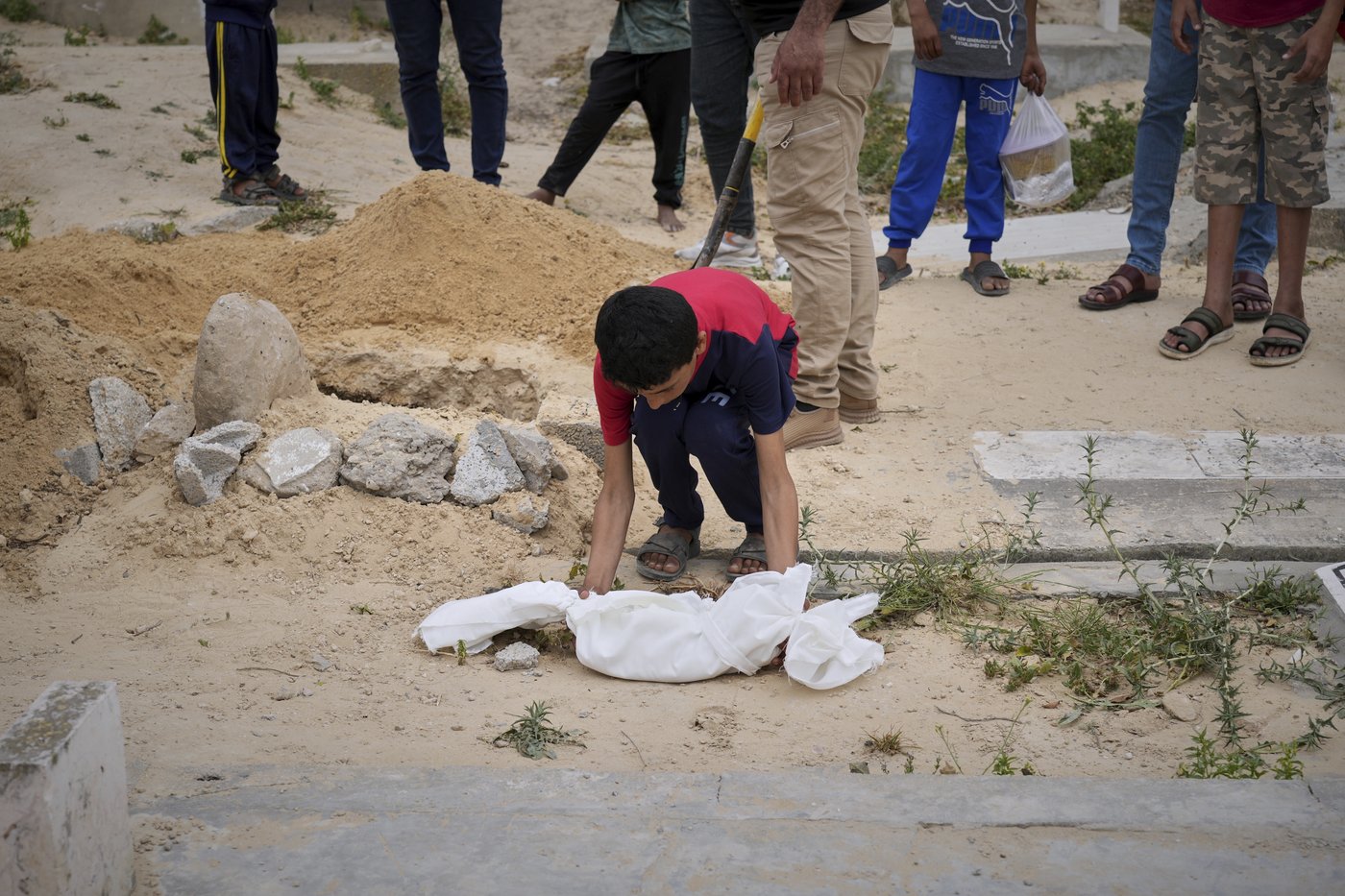 A pregnant woman in Gaza’s ruins fears for her baby under Israel’s blockade | iNFOnews.ca A pregnant woman in Gaza’s ruins fears for her baby under Israel’s blockade | iNFOnews.ca