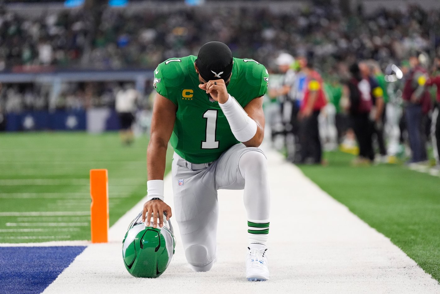 Eagles need to figure out if offensive coordinator Kevin Patullo is still right for the job | iNFOnews.ca