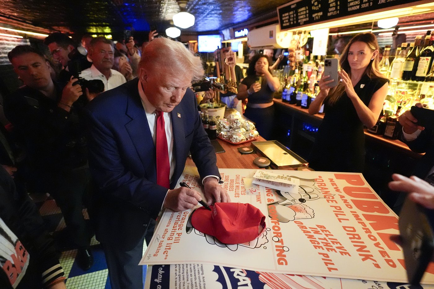Harris hits Trump's promise of mass deportations as Trump rallies on Long Island | iNFOnews.ca
