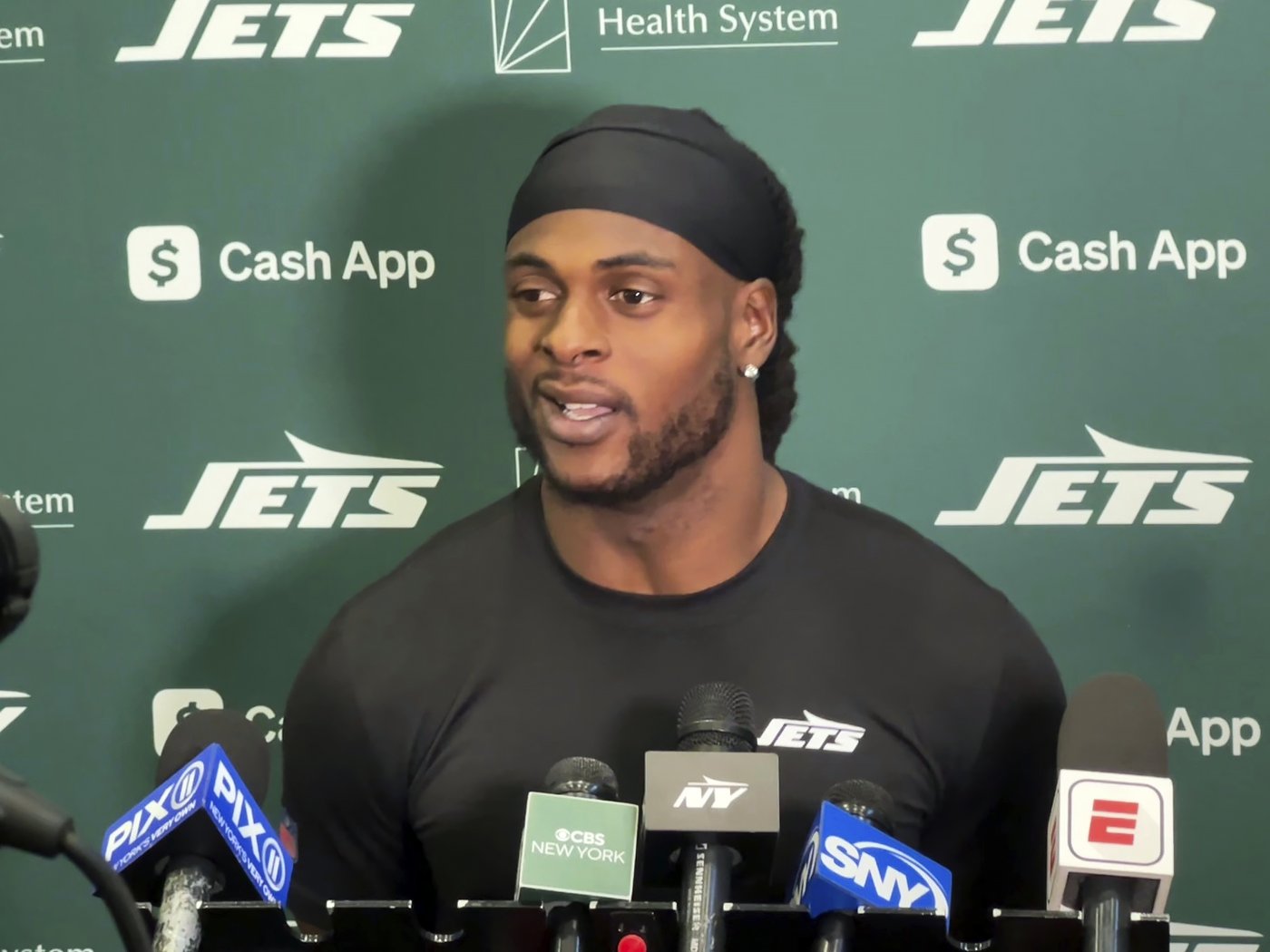 Newly acquired wide receiver Davante Adams expects to play for Jets on Sunday night vs. Steelers | iNFOnews.ca