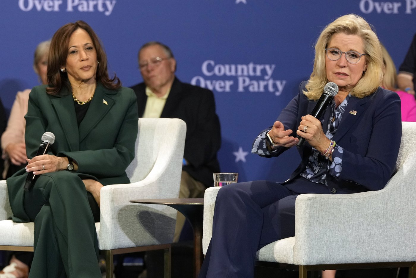 Progressives warn Harris must change her closing message as the election looms | iNFOnews.ca Progressives warn Harris must change her closing message as the election looms | iNFOnews.ca
