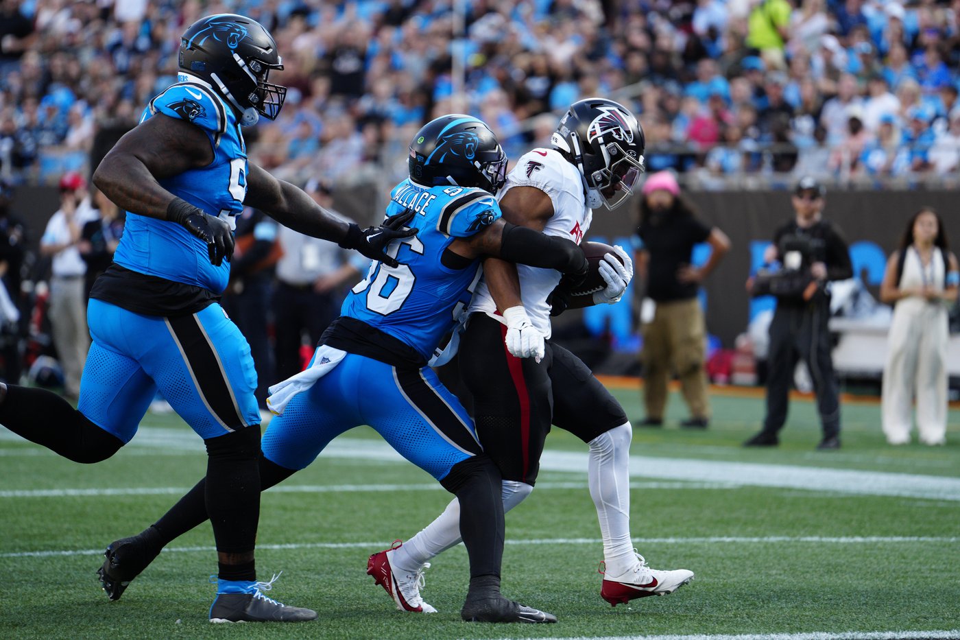 Bijan Robinson scores 2 TDs. Falcons beat Panthers 38-20 for 3rd straight victory vs. NFC South foe | iNFOnews.ca Bijan Robinson scores 2 TDs. Falcons beat Panthers 38-20 for 3rd straight victory vs. NFC South foe | iNFOnews.ca