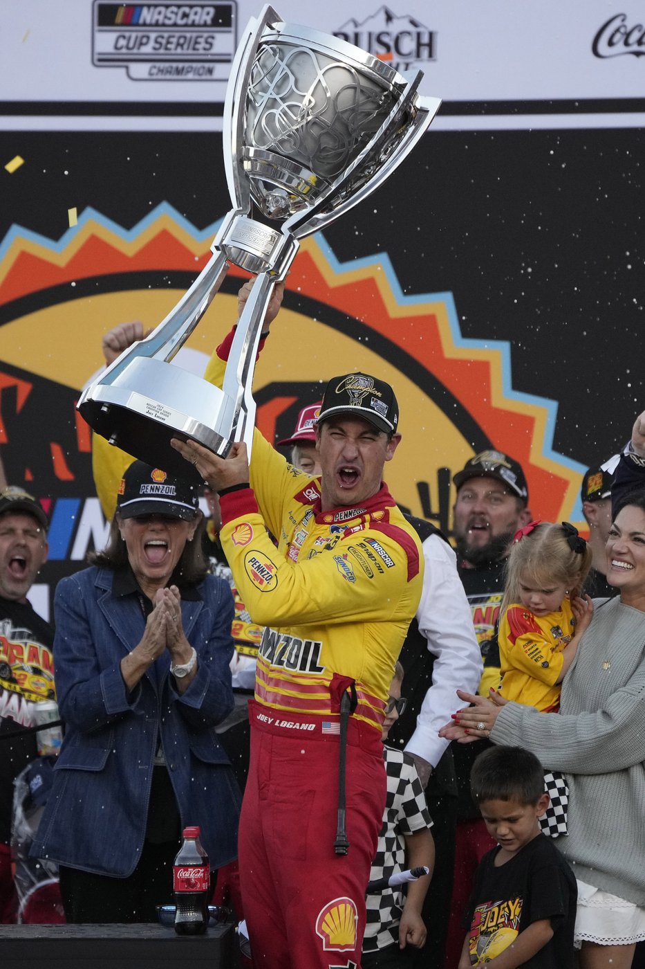 Joey Logano wins Phoenix finale for 3rd NASCAR Cup championship in 1-2 finish for Team Penske | iNFOnews.ca Joey Logano wins Phoenix finale for 3rd NASCAR Cup championship in 1-2 finish for Team Penske | iNFOnews.ca
