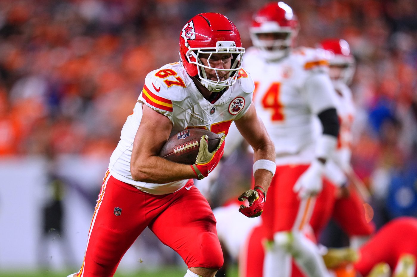 AFC South-leading Colts visit Arrowhead Stadium to face reeling Chiefs, the defending AFC champs | iNFOnews.ca
