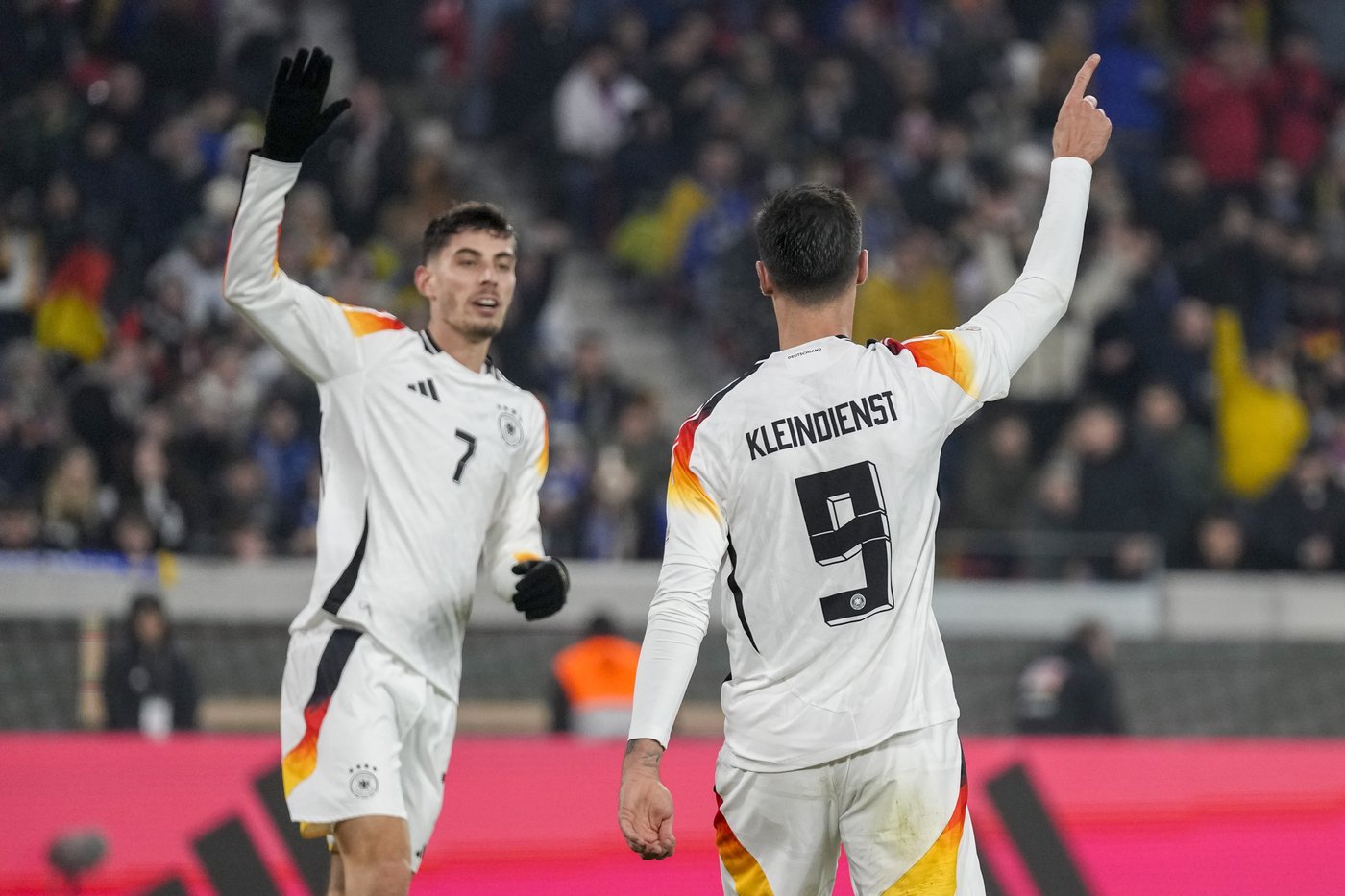 Gyokeres leads Sweden to Nations League win and the Dutch reach the knockout rounds | iNFOnews.ca