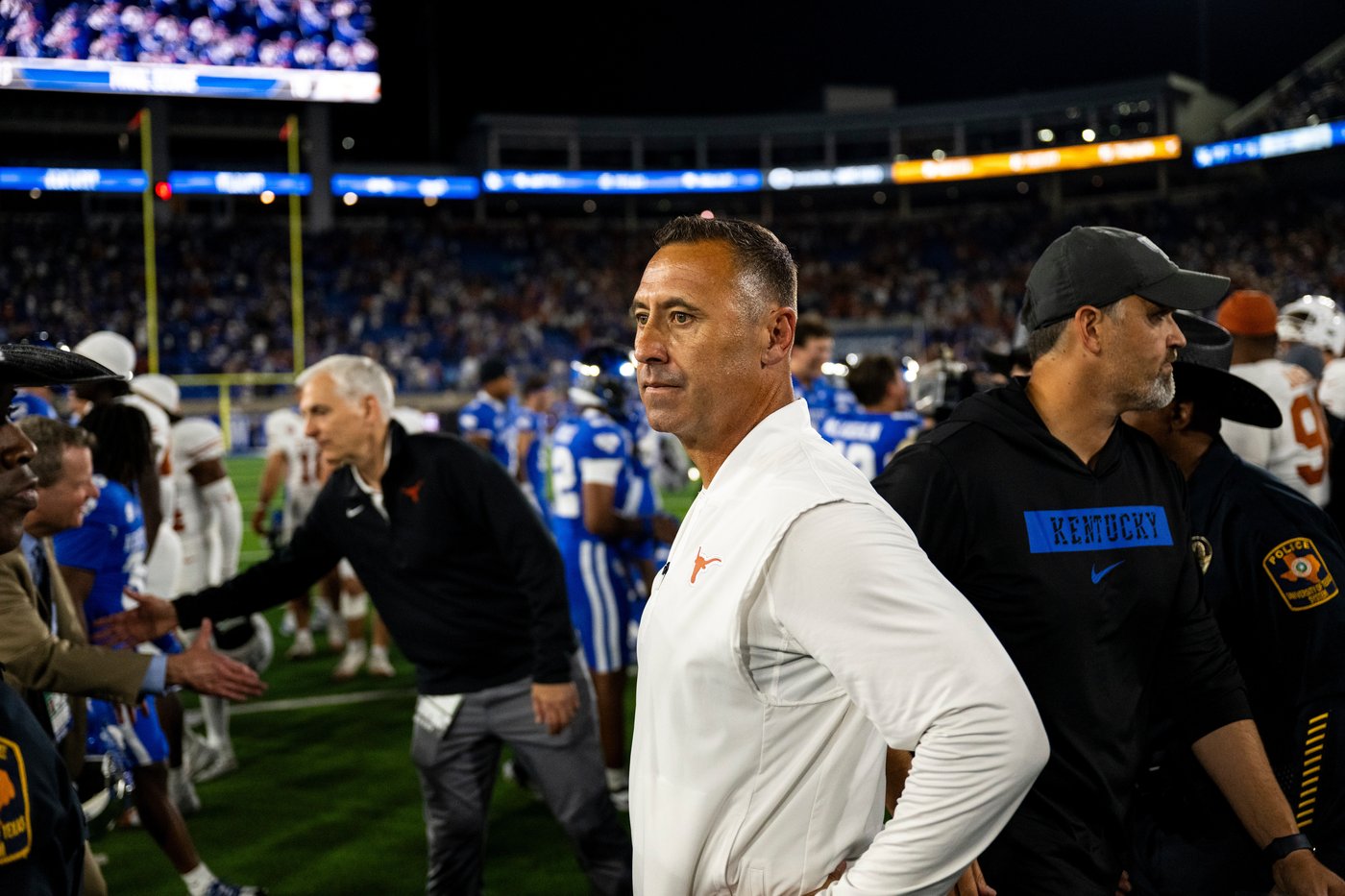 Sarkisian says he needs to do 'a better job' with struggling offense for No. 22 Longhorns | iNFOnews.ca