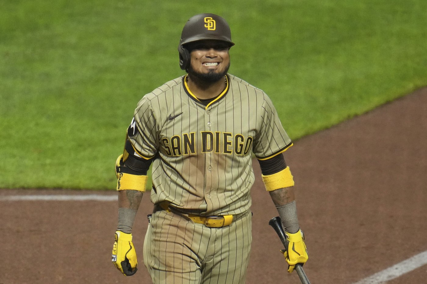 Luis Arraez has 3 hits, 3 RBIs to help Padres beat Pirates 9-4 | iNFOnews.ca Luis Arraez has 3 hits, 3 RBIs to help Padres beat Pirates 9-4 | iNFOnews.ca