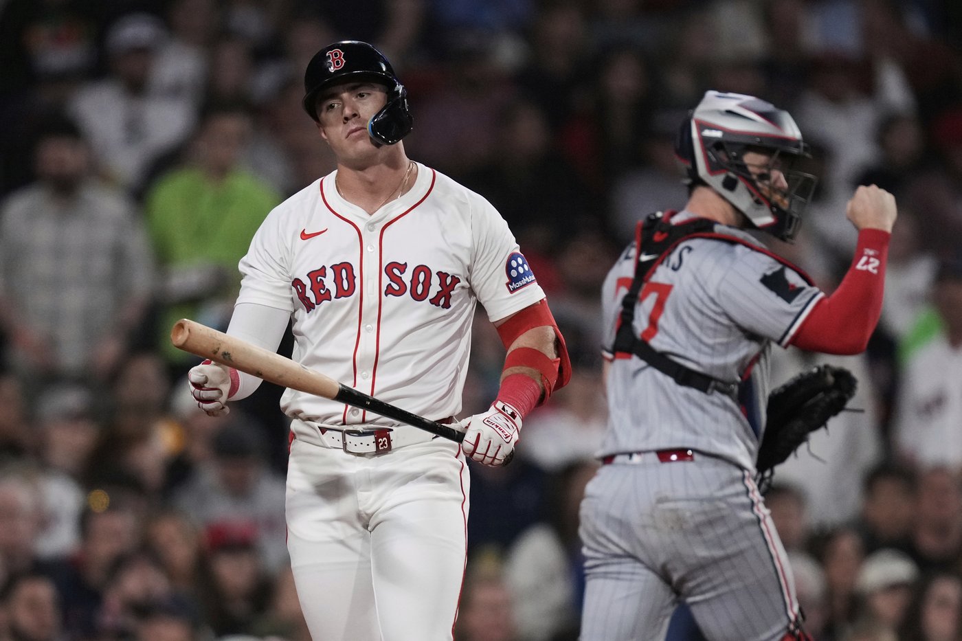 Bregman's HR, Devers' 2-RBI single help Red Sox beat Twins 6-1 as Casas hurts knee | iNFOnews.ca