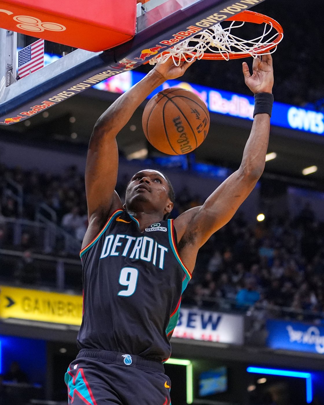 Pistons win 13th straight to tie franchise record, beating the Pacers 122-117 | iNFOnews.ca Pistons win 13th straight to tie franchise record, beating the Pacers 122-117 | iNFOnews.ca