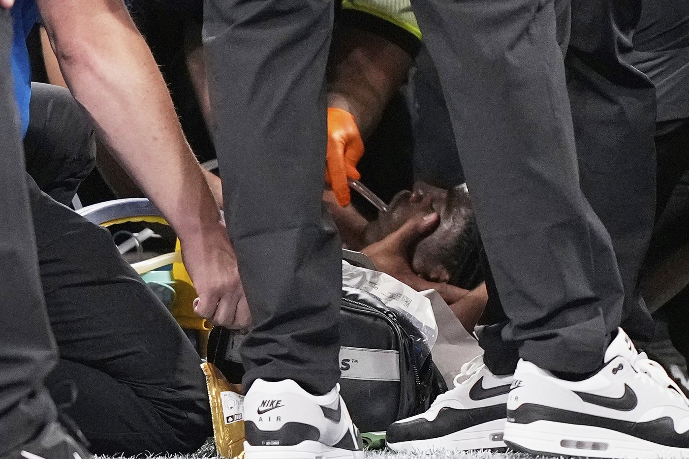 Lions' Morice Norris shares good news after he was taken off field in ambulance | iNFOnews.ca