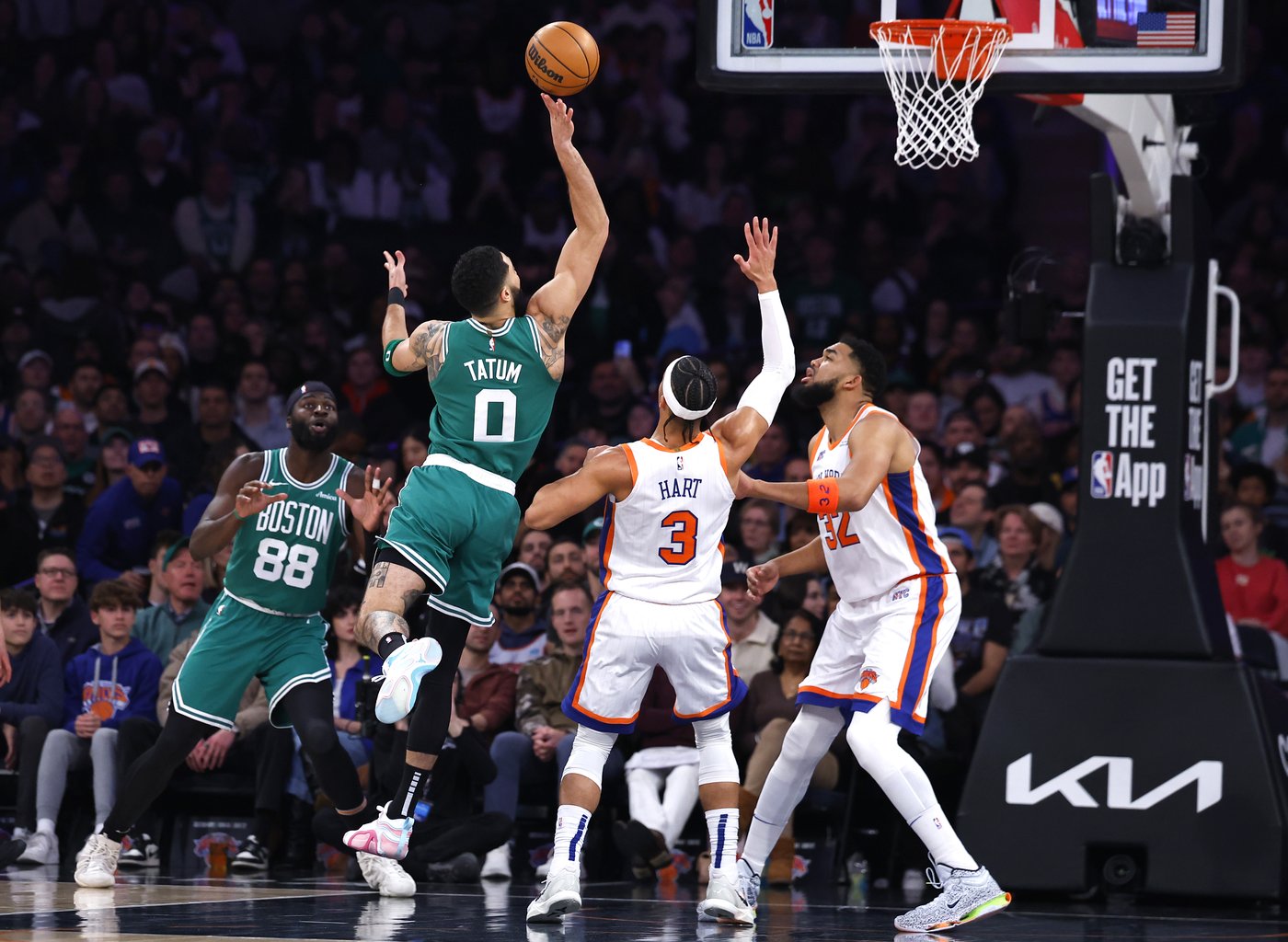 Tatum scores 40 points as the Celtics easily beat the Knicks for the 2nd time this season, 131-104 | iNFOnews.ca Tatum scores 40 points as the Celtics easily beat the Knicks for the 2nd time this season, 131-104 | iNFOnews.ca