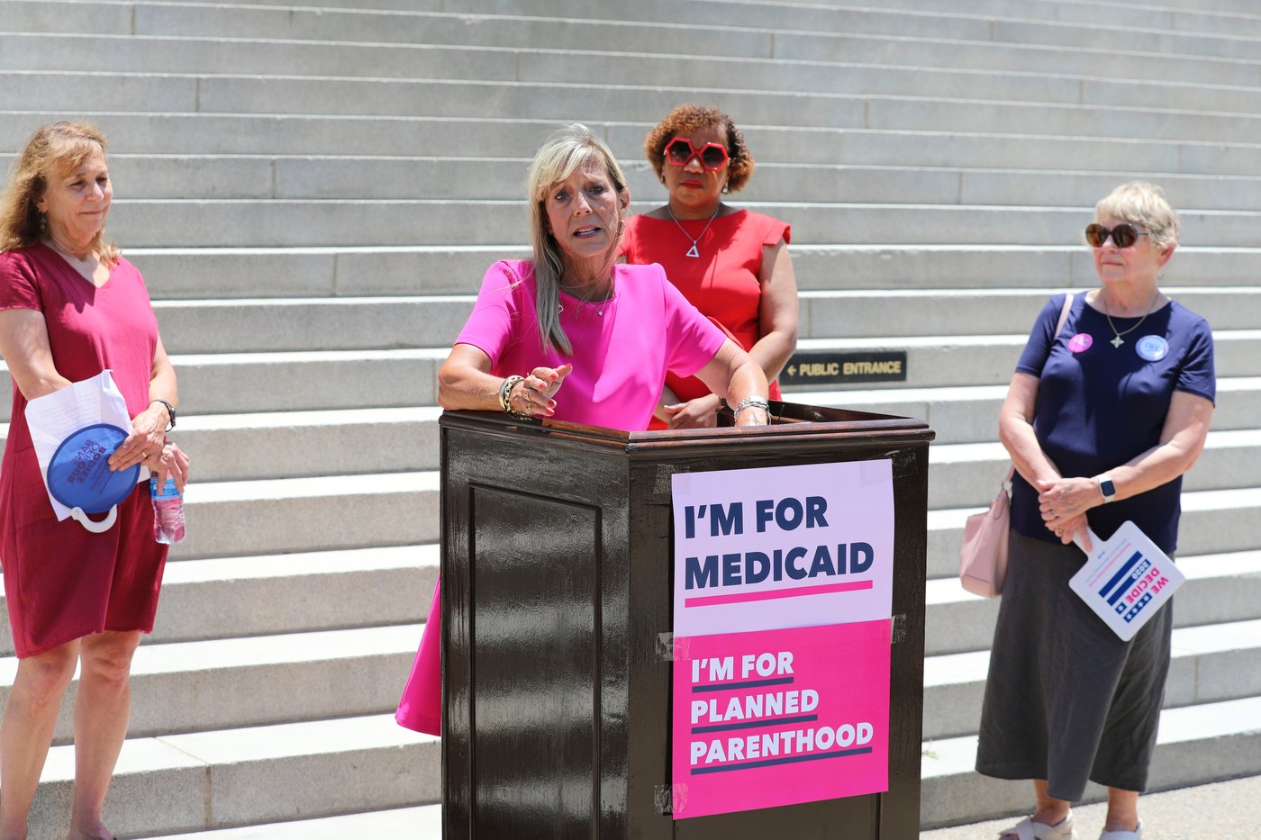 What to know about states blocking Medicaid funding for Planned Parenthood | iNFOnews.ca What to know about states blocking Medicaid funding for Planned Parenthood | iNFOnews.ca
