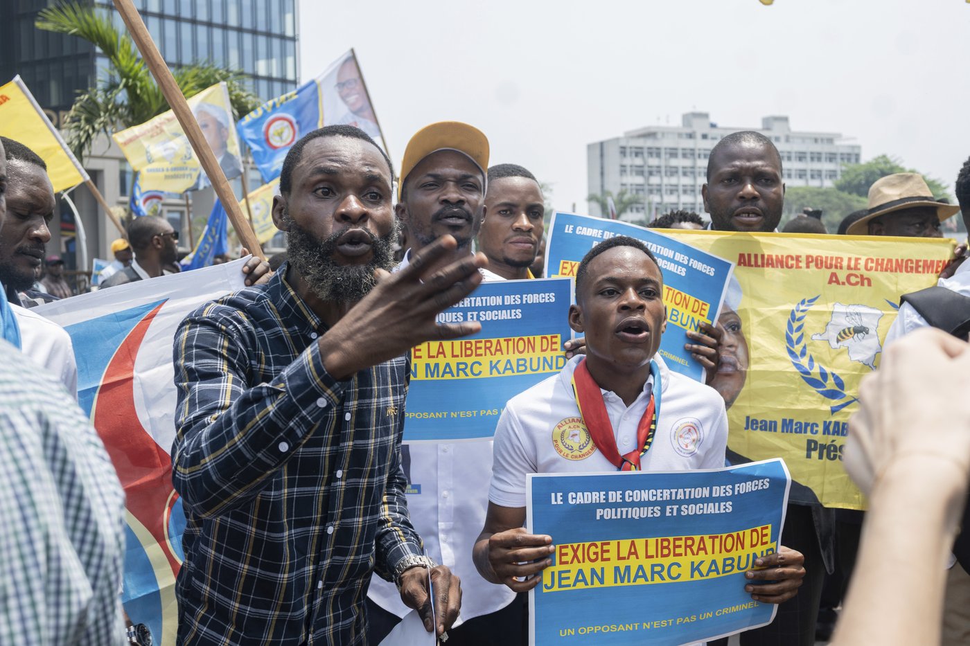 Protesters in Congo call for the release of political prisoners, including 3 top opposition figures | iNFOnews.ca Protesters in Congo call for the release of political prisoners, including 3 top opposition figures | iNFOnews.ca