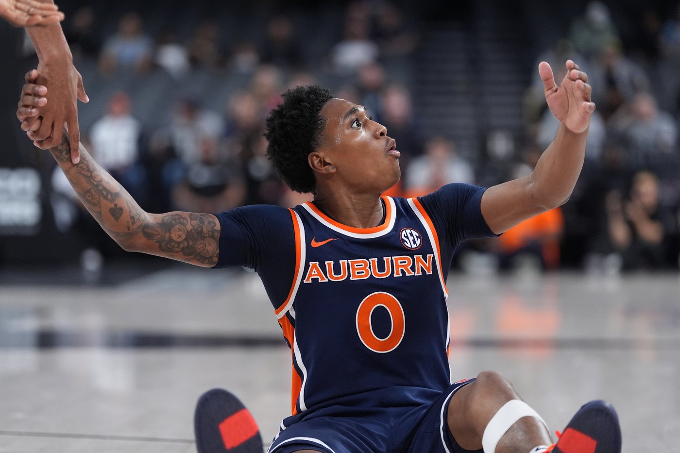 Pettiford scores 24 points to lead No. 21 Auburn past Oregon in the Players Era tourney | iNFOnews.ca