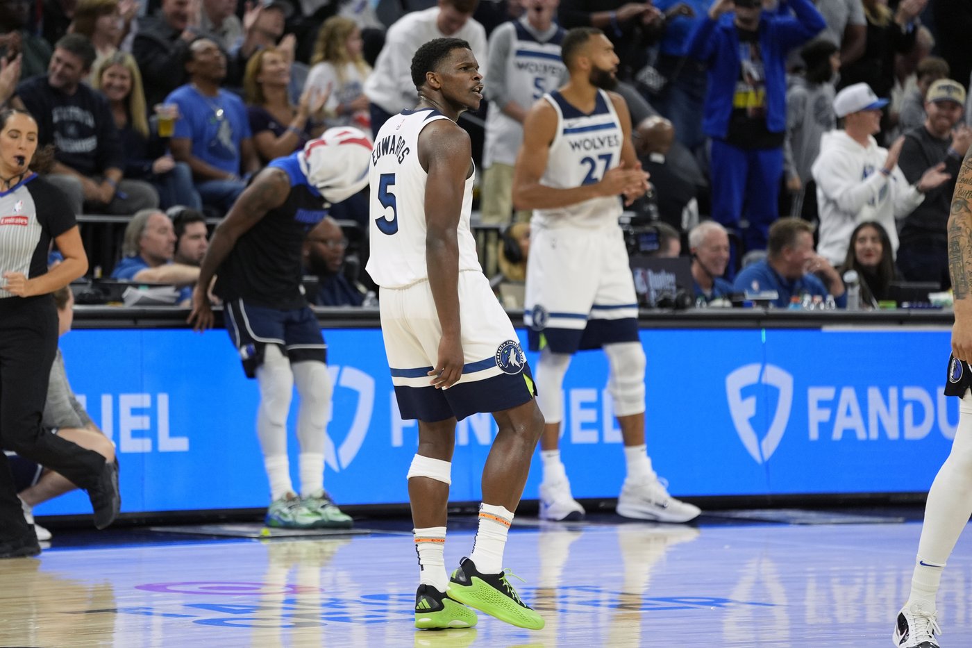 Mavericks fend off Timberwolves 120-114 in West finals rematch behind Irving's 35 points | iNFOnews.ca