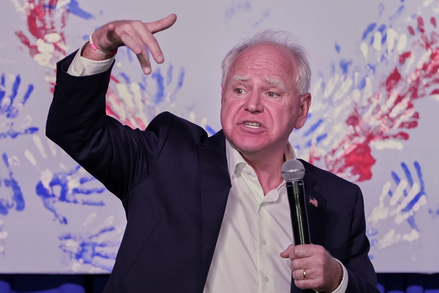 The Latest: Harris and Trump offer competing visions for the economy | iNFOnews.ca The Latest: Harris and Trump offer competing visions for the economy | iNFOnews.ca