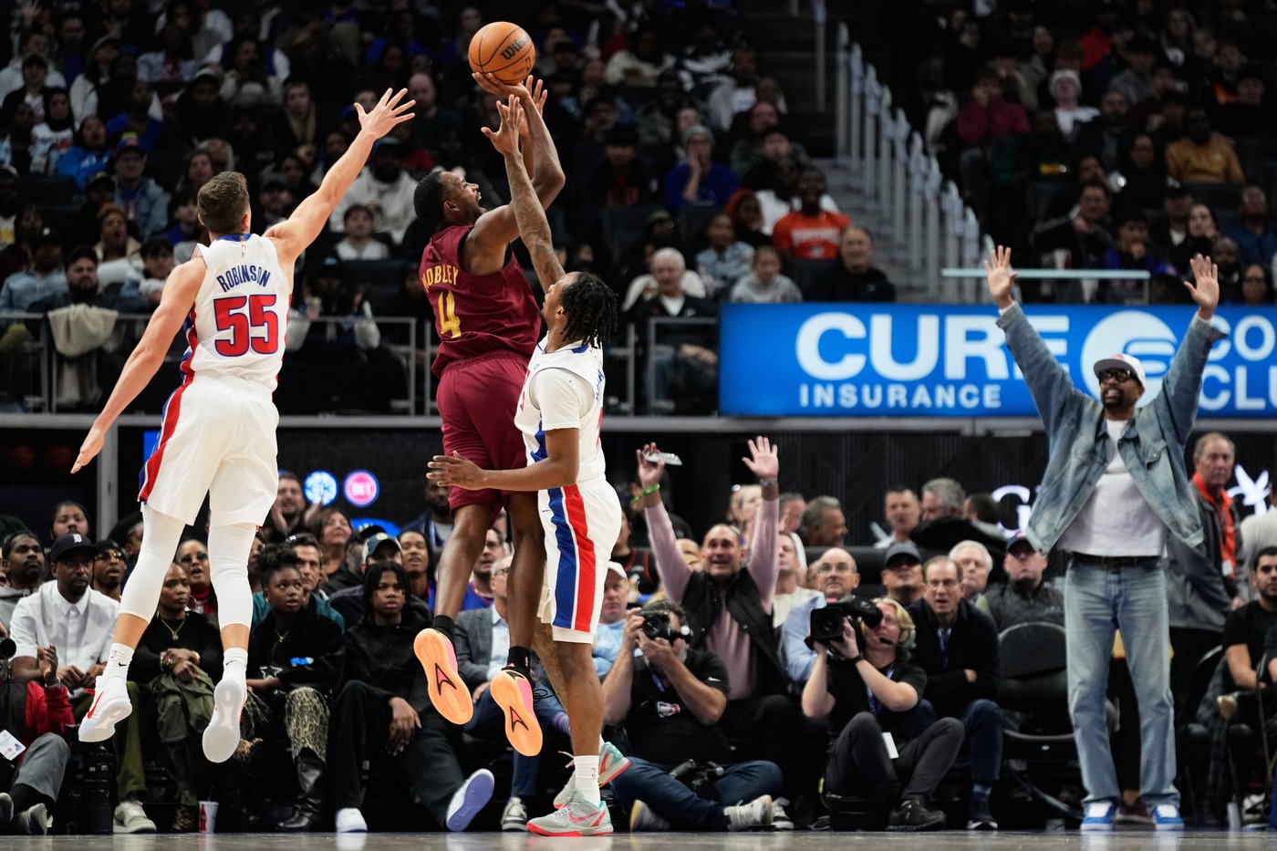 Donovan Mitchell scores 35 as the Cavaliers beat the Pistons 116-95 for their 3rd straight win | iNFOnews.ca Donovan Mitchell scores 35 as the Cavaliers beat the Pistons 116-95 for their 3rd straight win | iNFOnews.ca