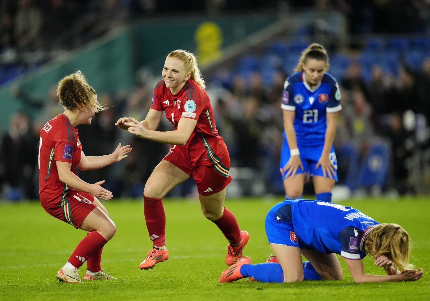 UEFA pledges to spend $1 billion on women's soccer to grow the game in Europe | iNFOnews.ca