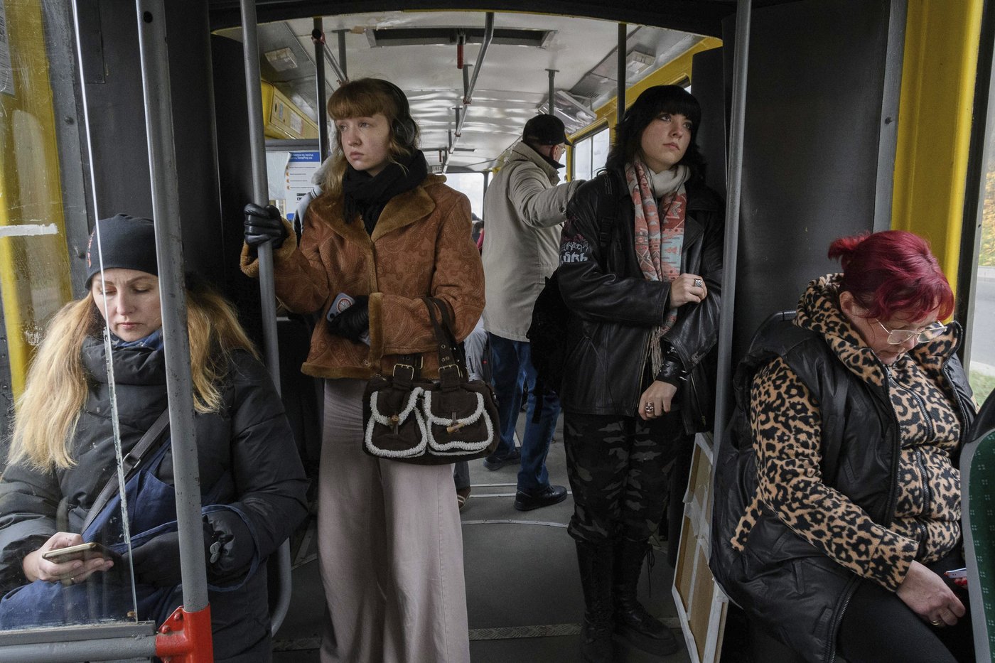 1,000 days of war in Ukraine, distilled in a single 24-hour span of violence and resilience | iNFOnews.ca 1,000 days of war in Ukraine, distilled in a single 24-hour span of violence and resilience | iNFOnews.ca