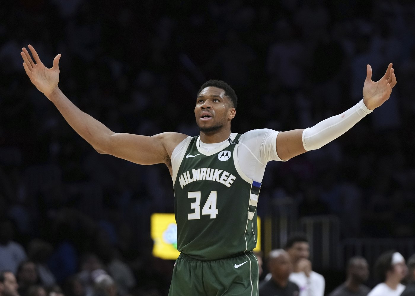 Bucks' Giannis Antetokounmpo feeling grateful that he's healthy for the postseason this time around | iNFOnews.ca Bucks' Giannis Antetokounmpo feeling grateful that he's healthy for the postseason this time around | iNFOnews.ca