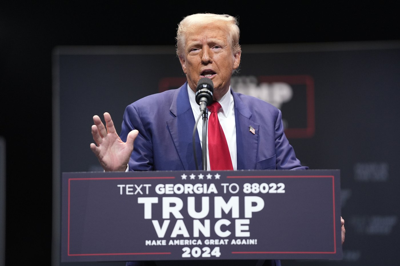 Trump mixes up the name of Charlottesville, Virginia, during his speech in Georgia | iNFOnews.ca Trump mixes up the name of Charlottesville, Virginia, during his speech in Georgia | iNFOnews.ca