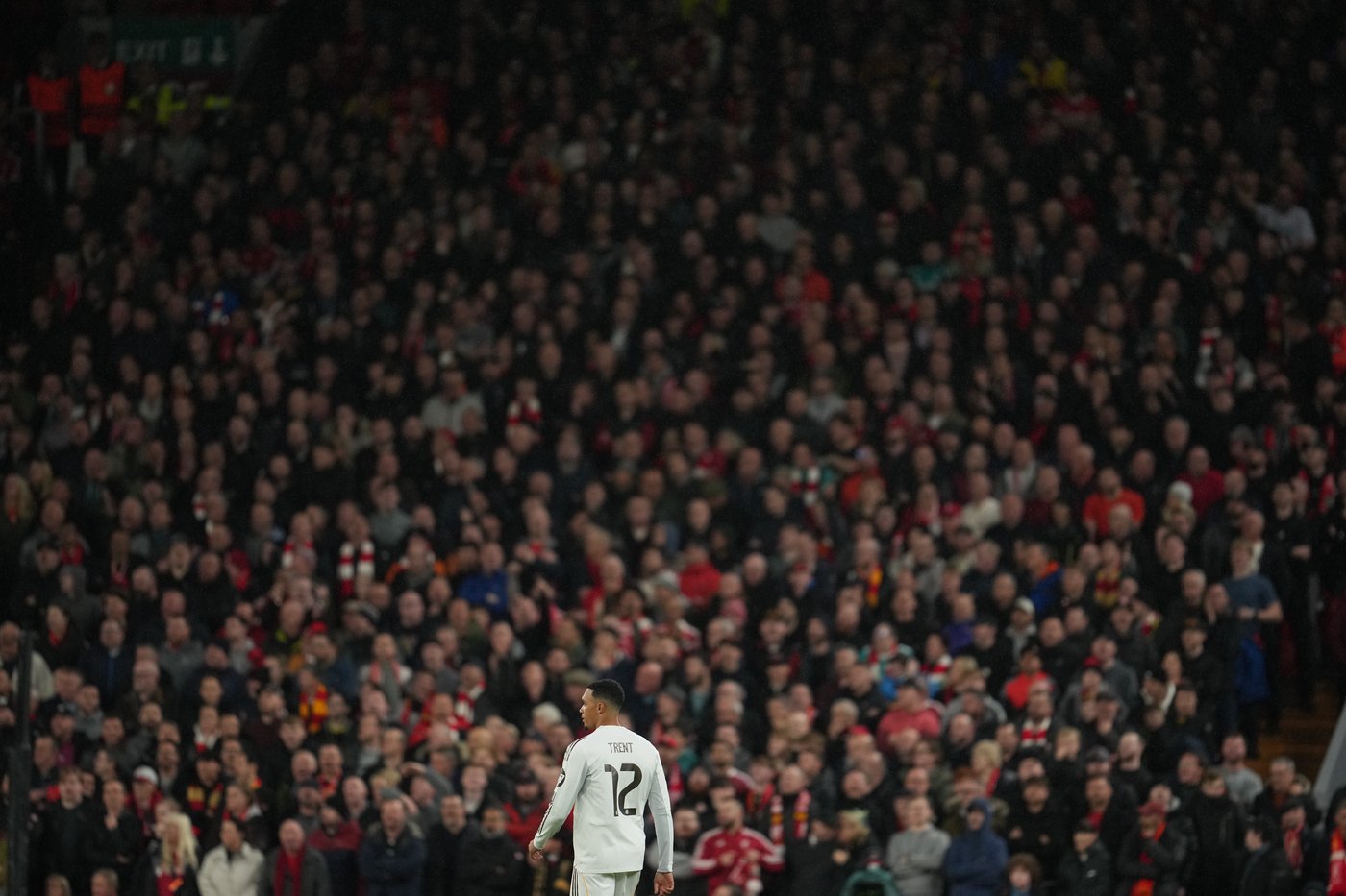 Alexander-Arnold's miserable Liverpool homecoming includes boos and defaced mural near Anfield | iNFOnews.ca