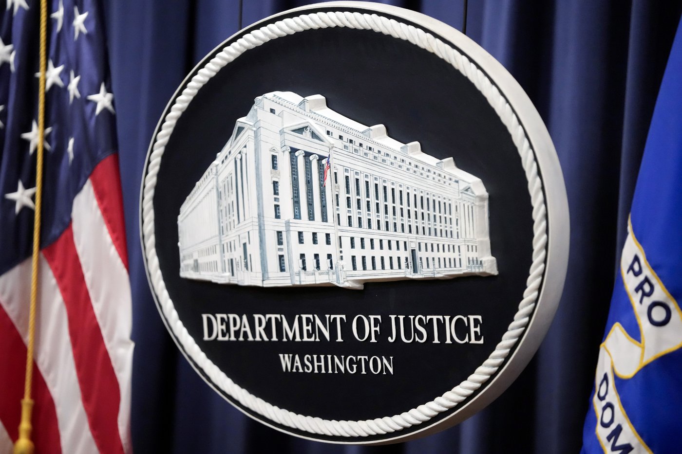 Justice Department ignored some policies when seizing reporters' phone records, watchdog finds | iNFOnews.ca Justice Department ignored some policies when seizing reporters' phone records, watchdog finds | iNFOnews.ca