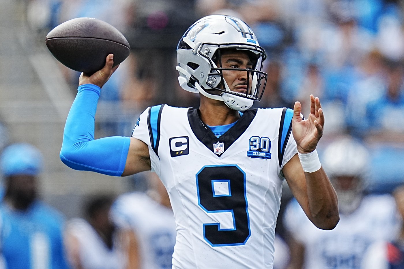 Coach Dave Canales says Panthers aren't considering trading QB Young after benching 2023 No. 1 pick | iNFOnews.ca Coach Dave Canales says Panthers aren't considering trading QB Young after benching 2023 No. 1 pick | iNFOnews.ca
