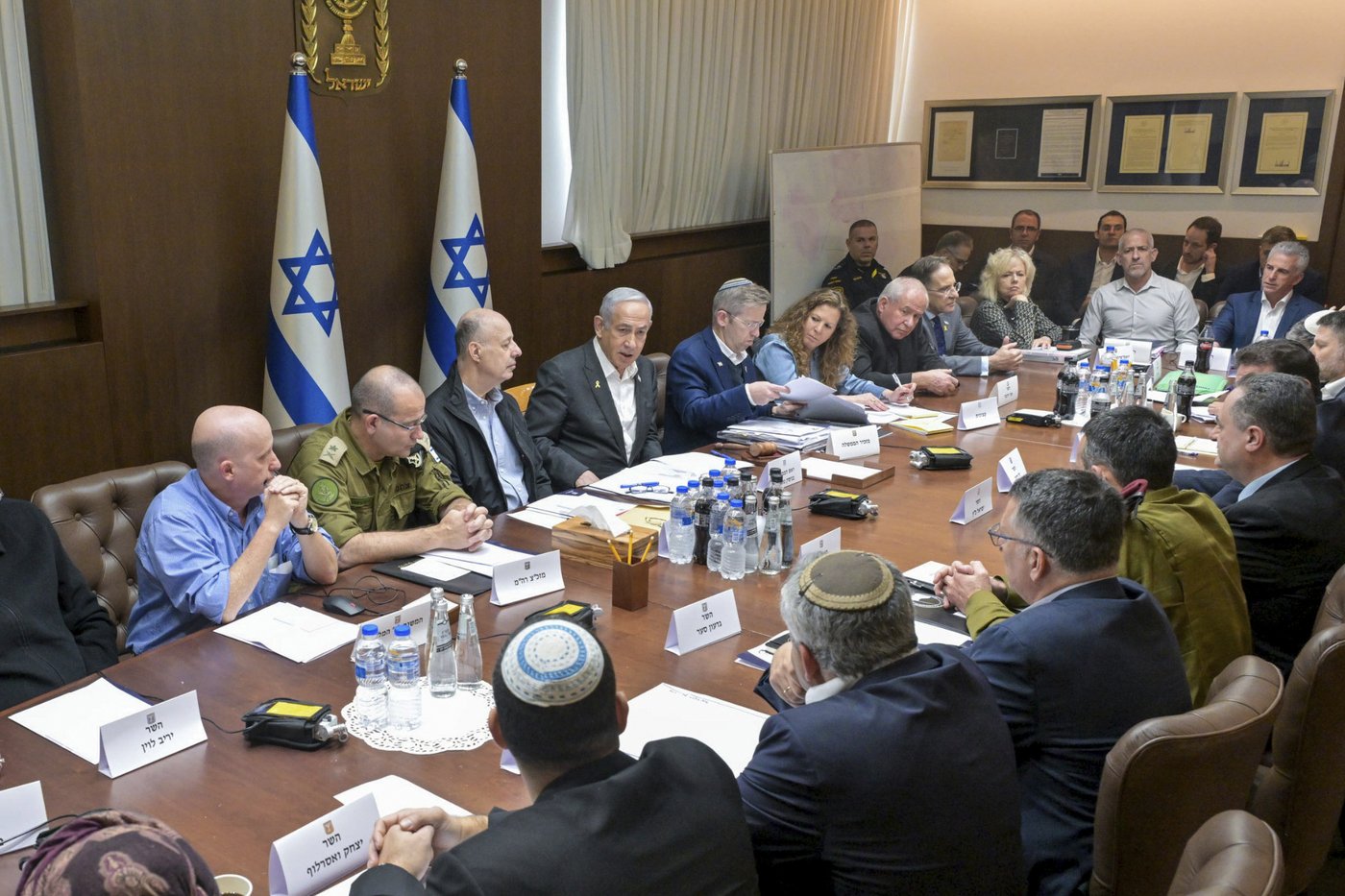 Netanyahu’s push to fire Israel's domestic security chief sparks an uproar | iNFOnews.ca Netanyahu’s push to fire Israel's domestic security chief sparks an uproar | iNFOnews.ca