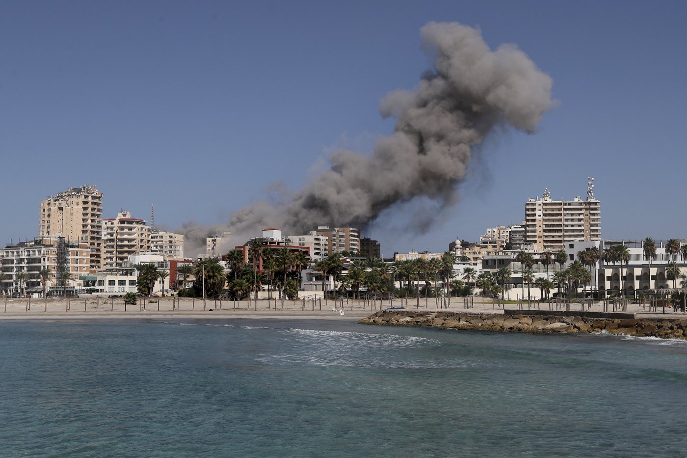 Israeli strikes pound Lebanese coastal city after residents evacuate | iNFOnews.ca