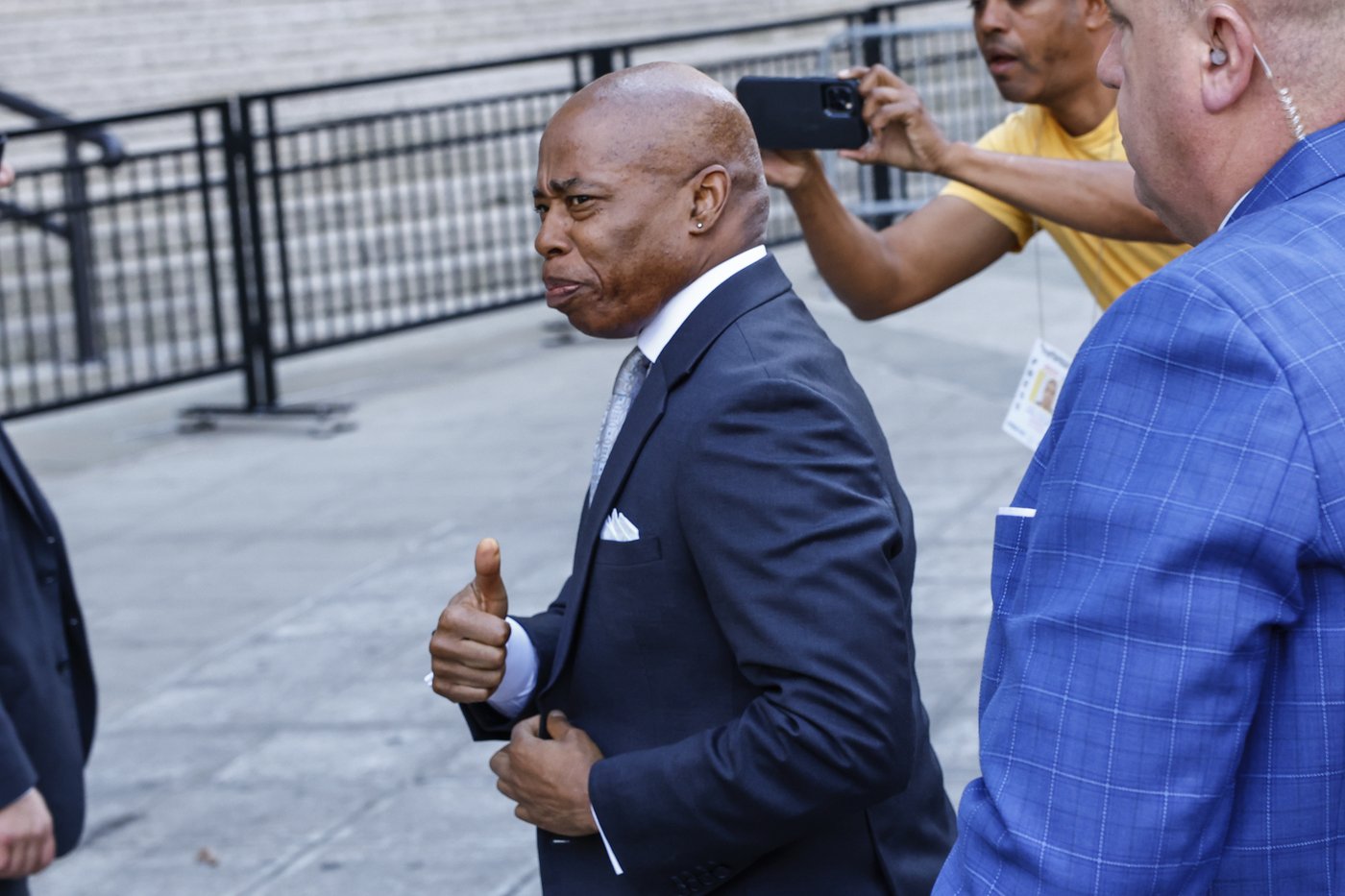 NYC Mayor Eric Adams gets April 2025 trial date as his lawyers fight to get bribery charge tossed | iNFOnews.ca