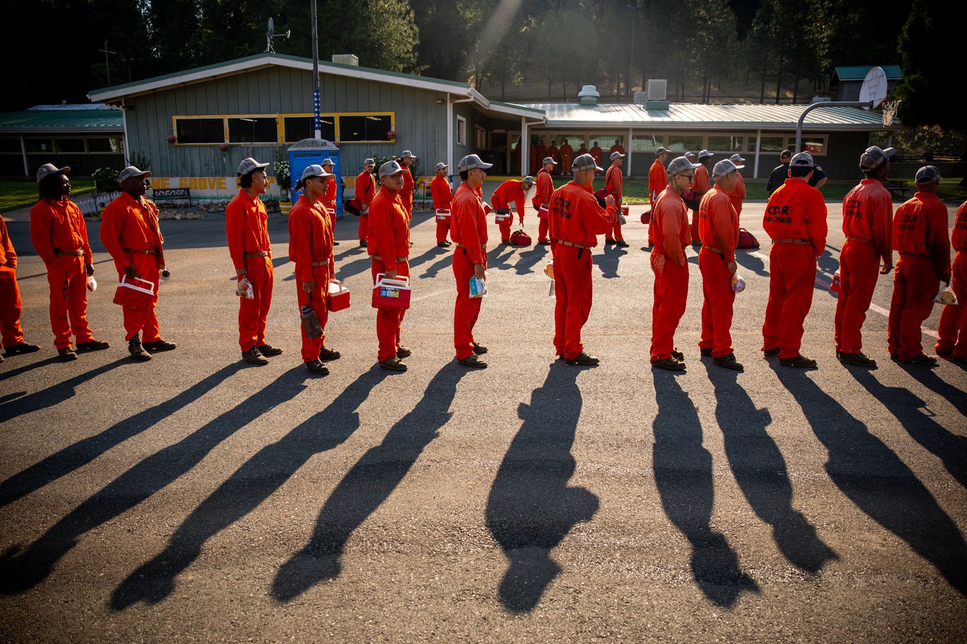 PHOTO ESSAY: Young California inmates learn skills to fight wildfires | iNFOnews.ca