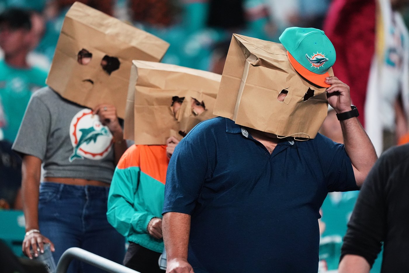 Another disappointing loss amid a frustrating season leads to changes for Dolphins. More could come | iNFOnews.ca Another disappointing loss amid a frustrating season leads to changes for Dolphins. More could come | iNFOnews.ca