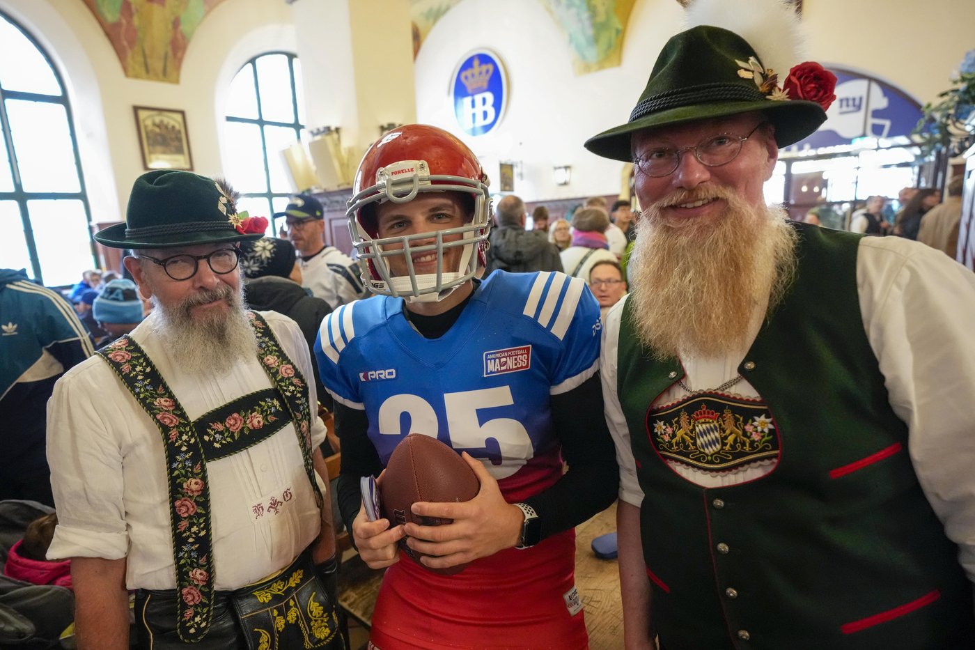 Germany's legion of NFL fans welcomes the 2-7 Giants and Panthers after Brady and Mahomes | iNFOnews.ca Germany's legion of NFL fans welcomes the 2-7 Giants and Panthers after Brady and Mahomes | iNFOnews.ca