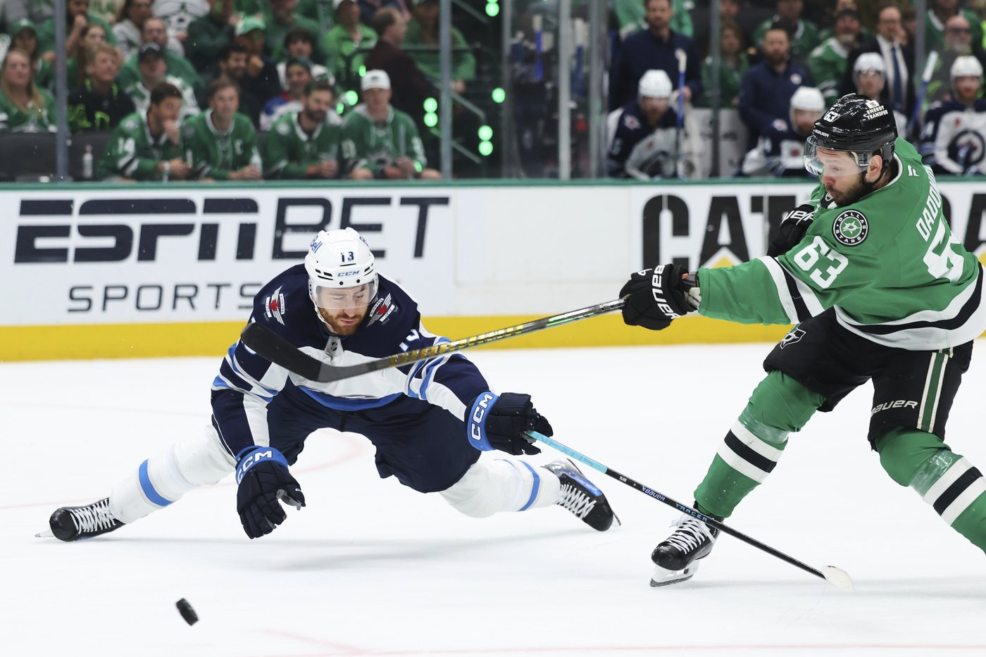 Jets sign forward Vilardi to six-year extension worth US$45 million | iNFOnews.ca Jets sign forward Vilardi to six-year extension worth US$45 million | iNFOnews.ca