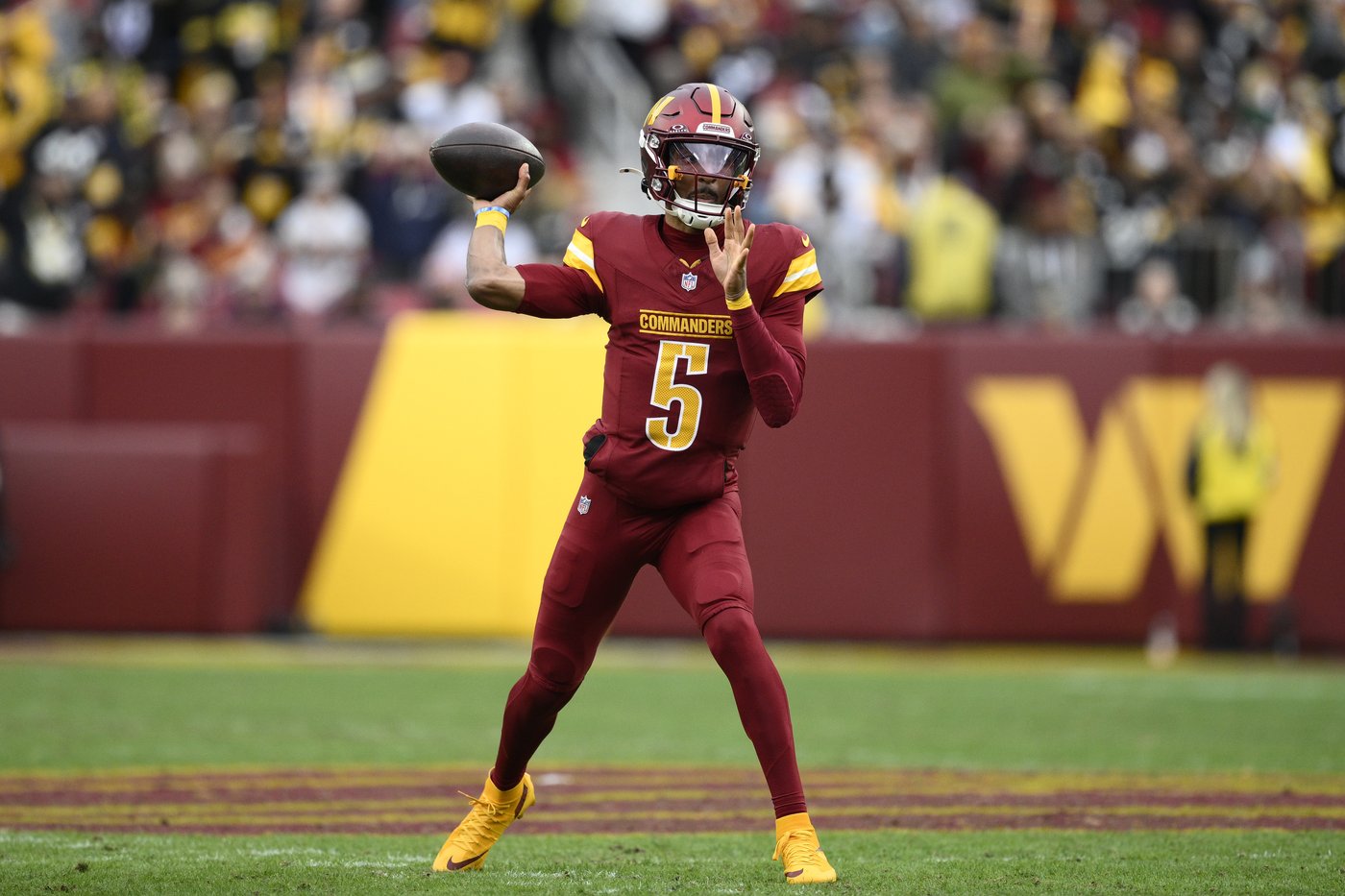 Eagles host Commanders with NFC East supremacy on the line | iNFOnews.ca