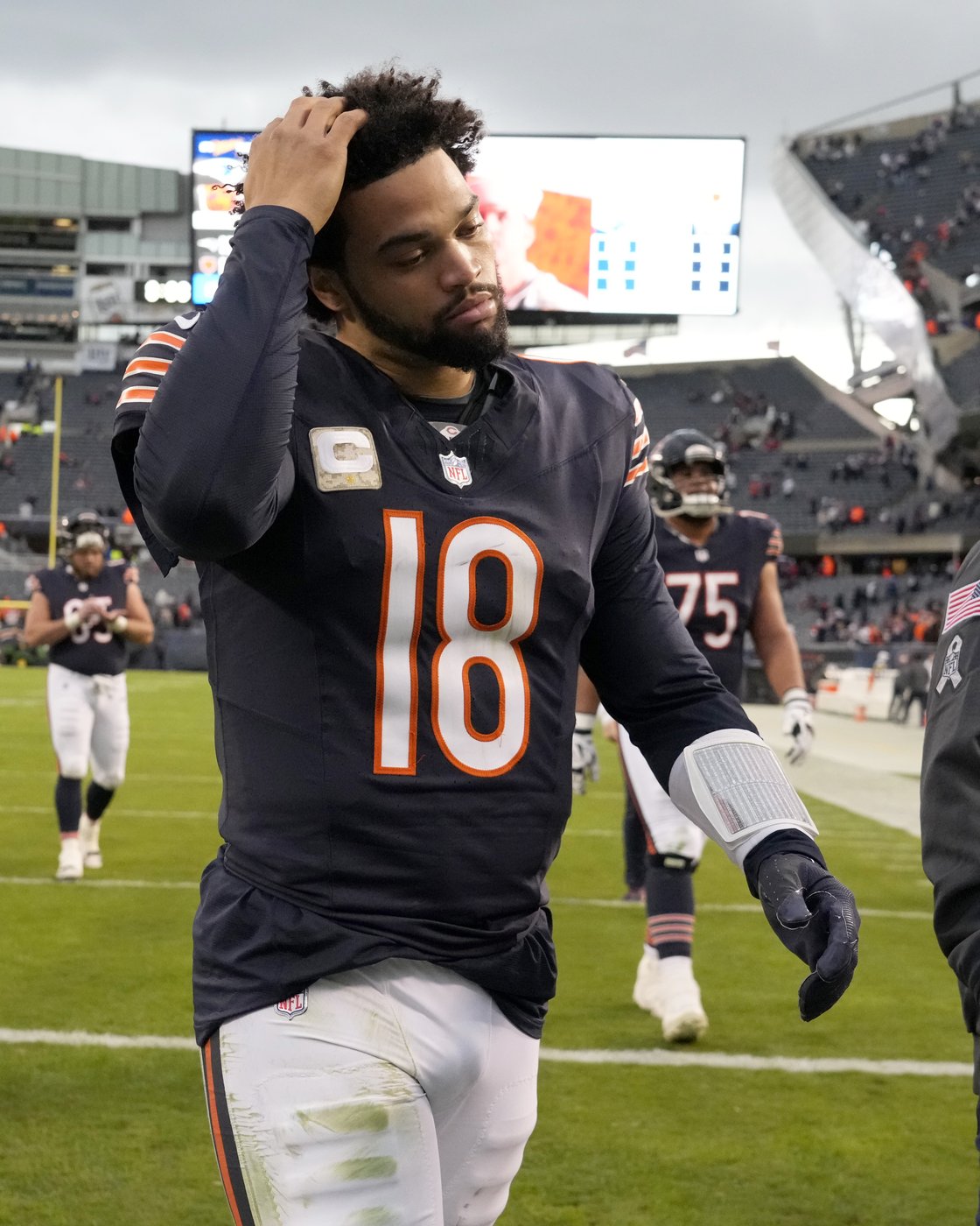 Drake Maye gets the better of Caleb Williams as sack-happy Patriots beat Bears 19-3 | iNFOnews.ca Drake Maye gets the better of Caleb Williams as sack-happy Patriots beat Bears 19-3 | iNFOnews.ca