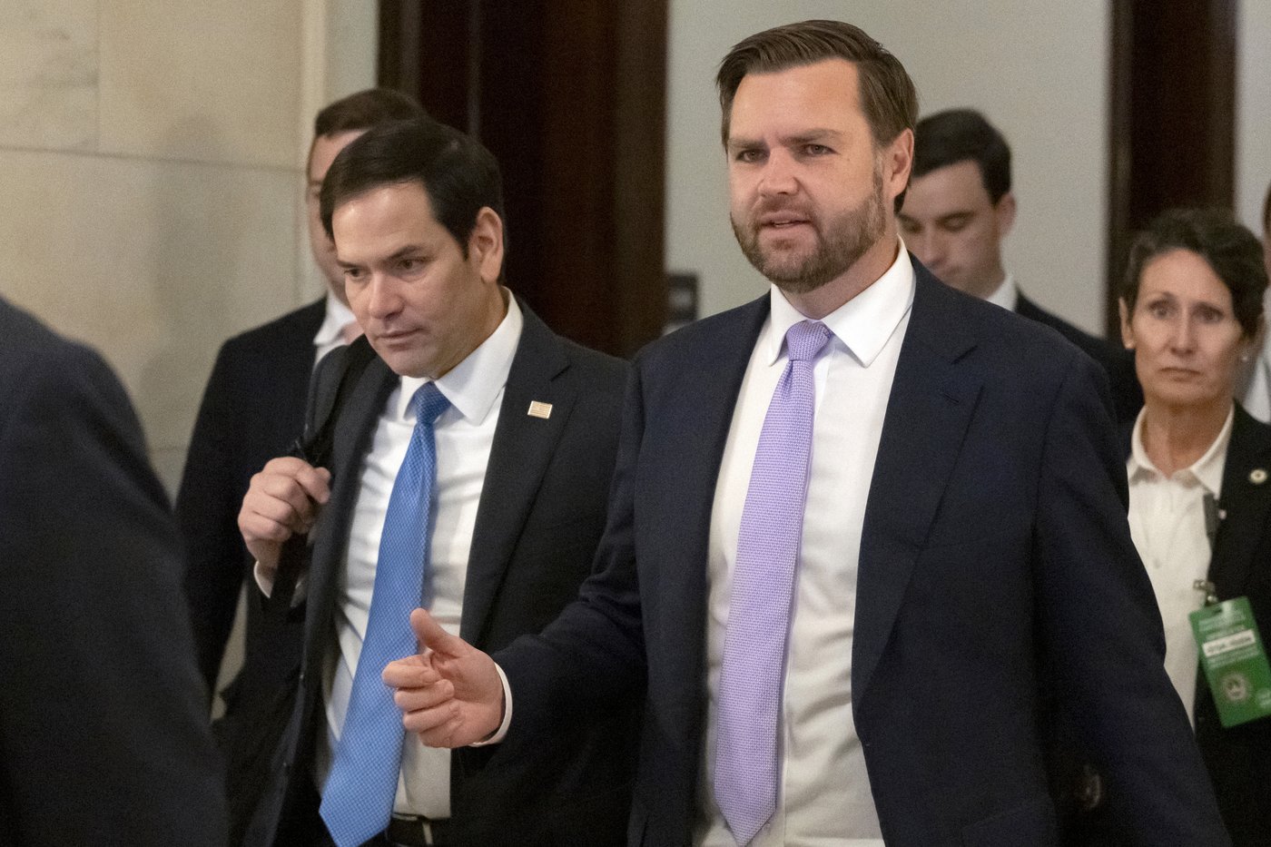 Vance takes on a more visible transition role as he works to boost Trump's most controversial picks | iNFOnews.ca Vance takes on a more visible transition role as he works to boost Trump's most controversial picks | iNFOnews.ca