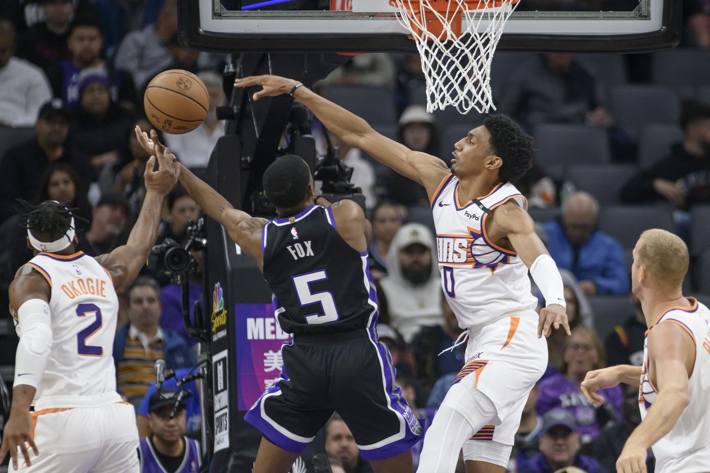 Fox, Kings beat short-handed Suns for 2nd time in 4 days, 127-101 | iNFOnews.ca Fox, Kings beat short-handed Suns for 2nd time in 4 days, 127-101 | iNFOnews.ca