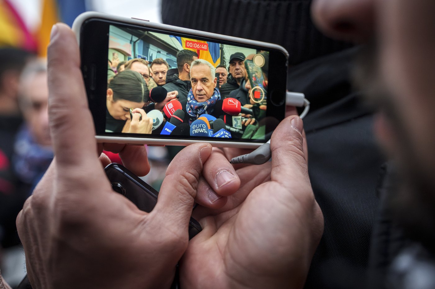 Romania's pro-Western parties agree to form a majority government after political turmoil | iNFOnews.ca