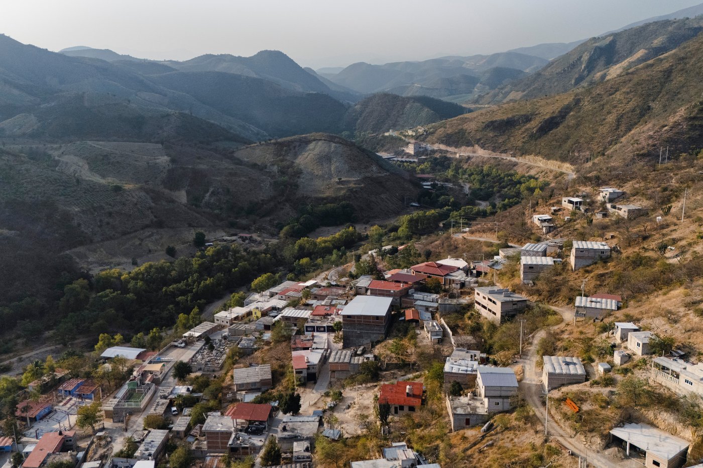 Mezcal's popularity is booming in the US. That comes with a growing environmental cost in Mexico | iNwine Mezcal's popularity is booming in the US. That comes with a growing environmental cost in Mexico | iNwine