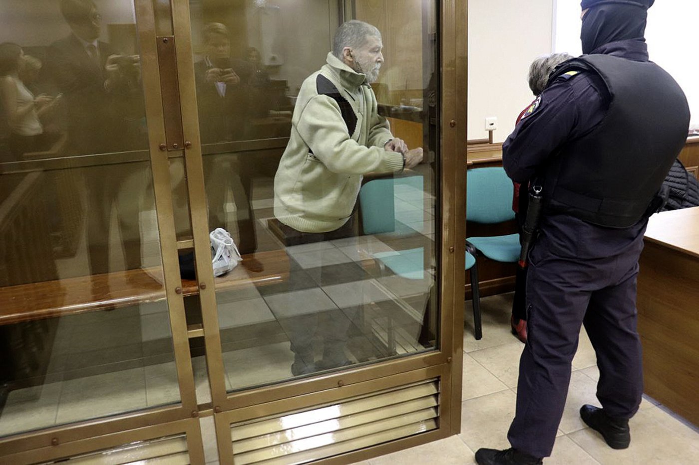 Russian court sentences a 72-year-old American to nearly 7 years in prison for fighting in Ukraine | iNFOnews.ca Russian court sentences a 72-year-old American to nearly 7 years in prison for fighting in Ukraine | iNFOnews.ca
