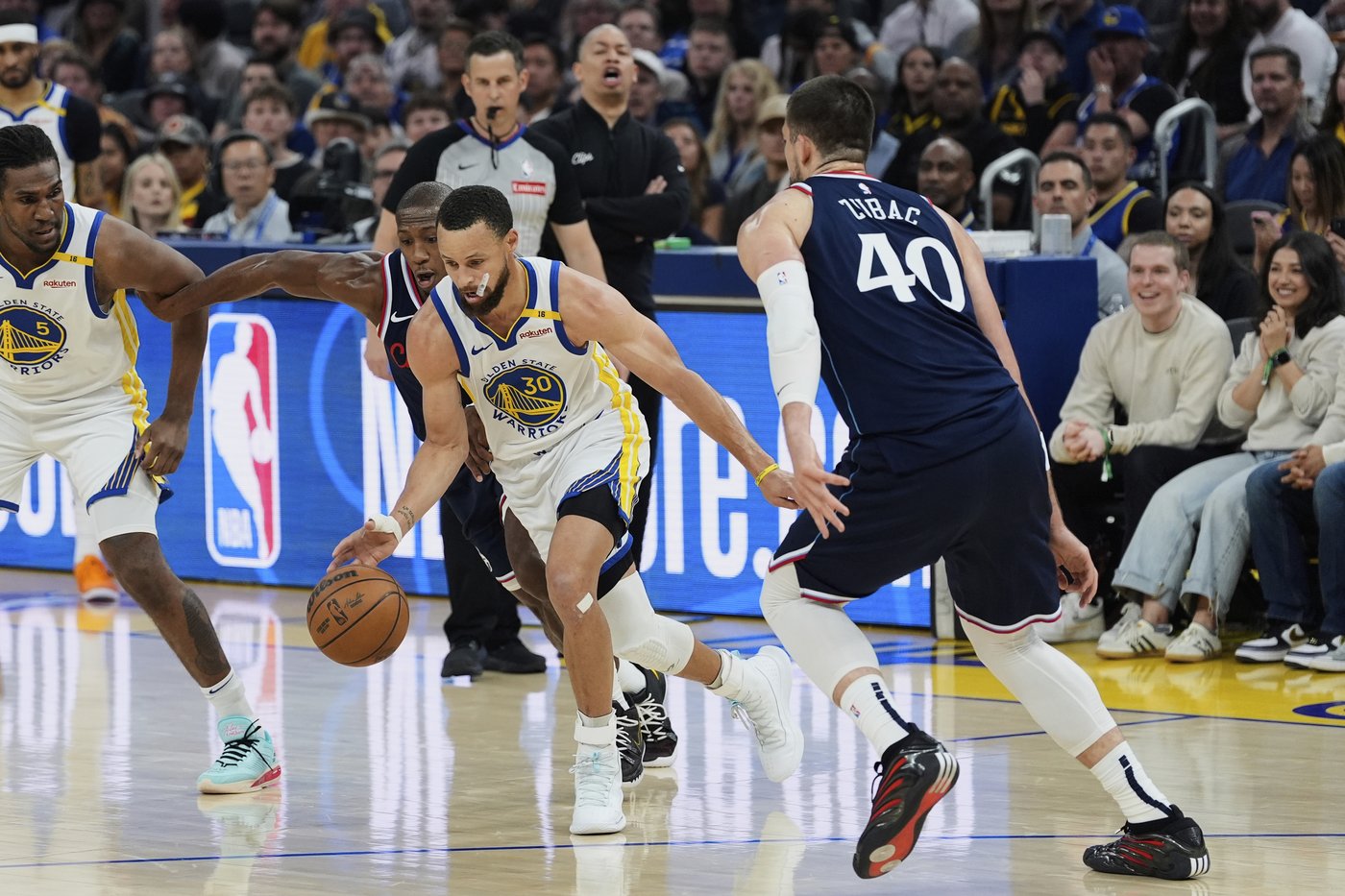 Harden, Leonard lead Clippers past Warriors 124-119 in OT to secure fifth seed in West playoffs | iNFOnews.ca Harden, Leonard lead Clippers past Warriors 124-119 in OT to secure fifth seed in West playoffs | iNFOnews.ca